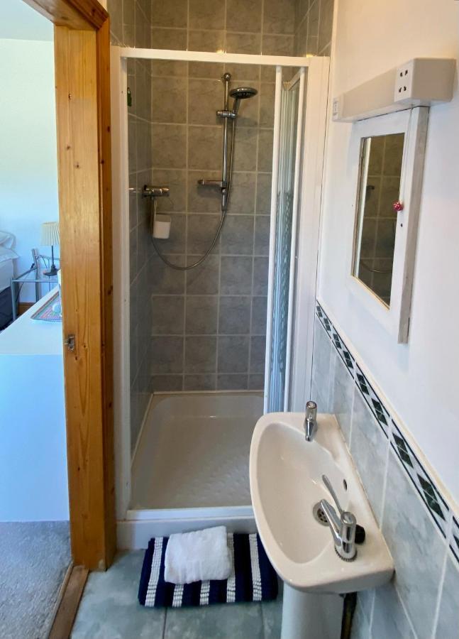 Bed and Breakfast Grenane Heights Кенмар Экстерьер фото